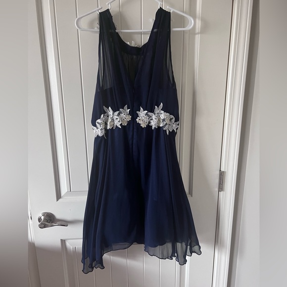 Worn one time. Gorgeous navy dress - Picture 2 of 4